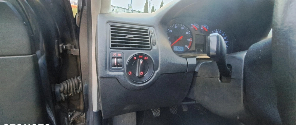Volkswagen Golf cena 5500 przebieg: 201000, rok produkcji 2001 z Góra małe 436